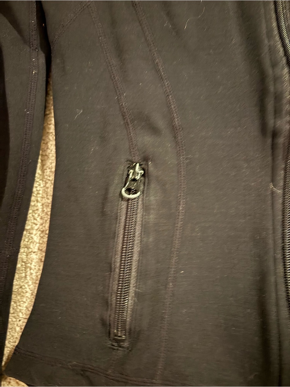 Lululemon define jacket size 2 - Picture 3 of 6